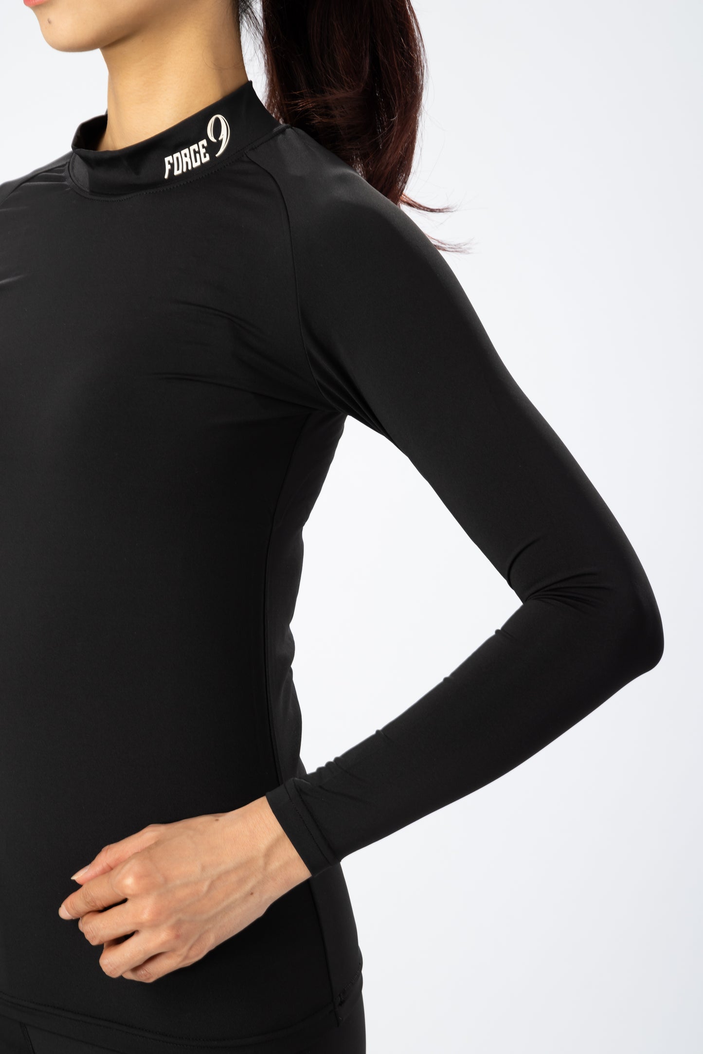 Underwear for warm-up suit [long shirt for women]