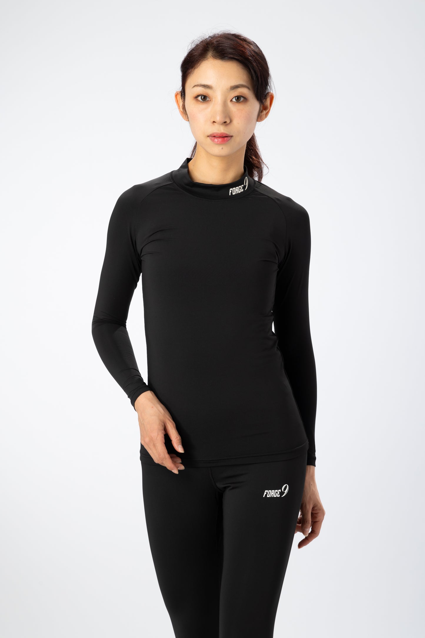 Underwear for warm-up suit [long shirt for women]